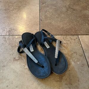 West Loop Women's Sandals in Black with Silver Accents